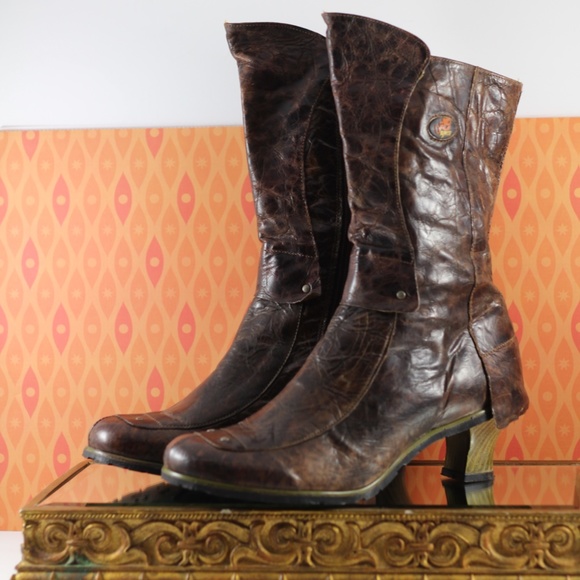 Eject Brown Leather Boots Like New - Picture 1 of 16